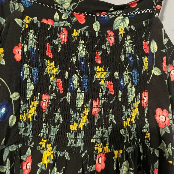 Beautiful floral dress - Picture 6 of 6